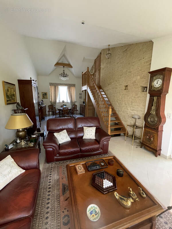 Maison à ETAIN