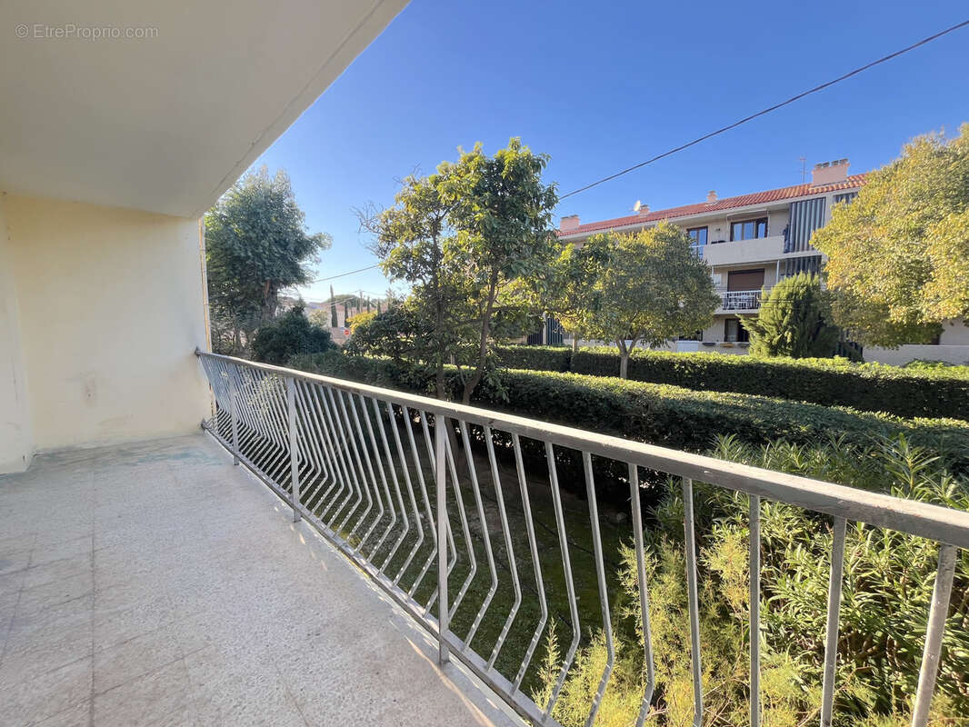 Appartement à SIX-FOURS-LES-PLAGES