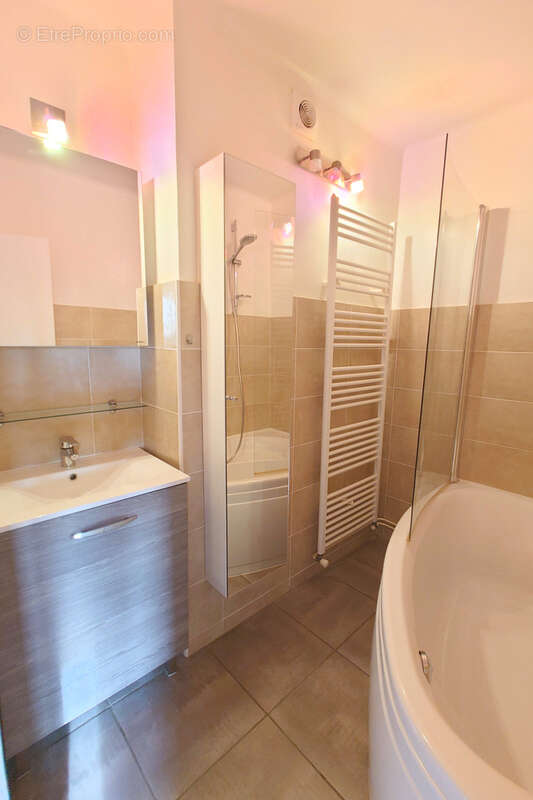 Appartement à VILLEFRANCHE-DE-ROUERGUE