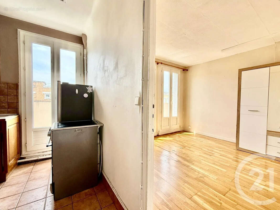 Appartement 24 m² à Clichy  - photo 2