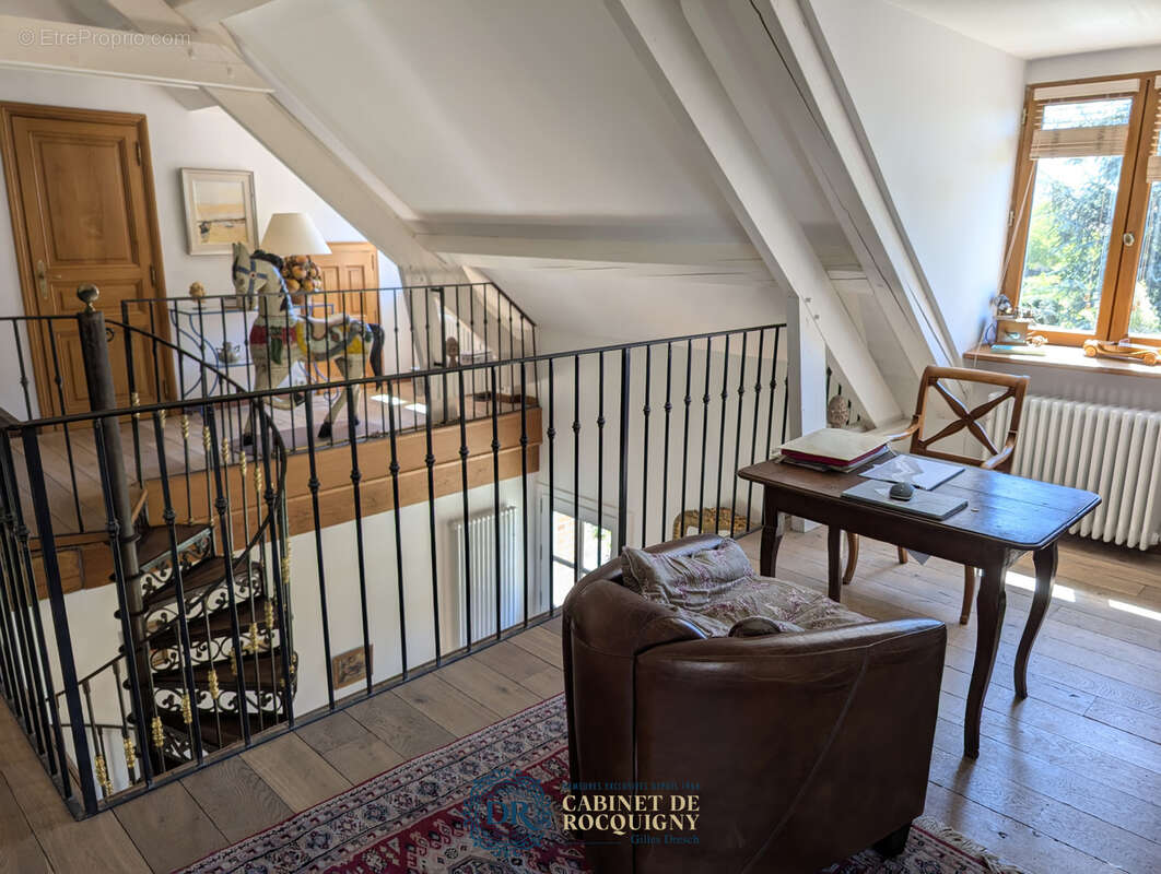 Maison à PIERREFITTE-SUR-SAULDRE