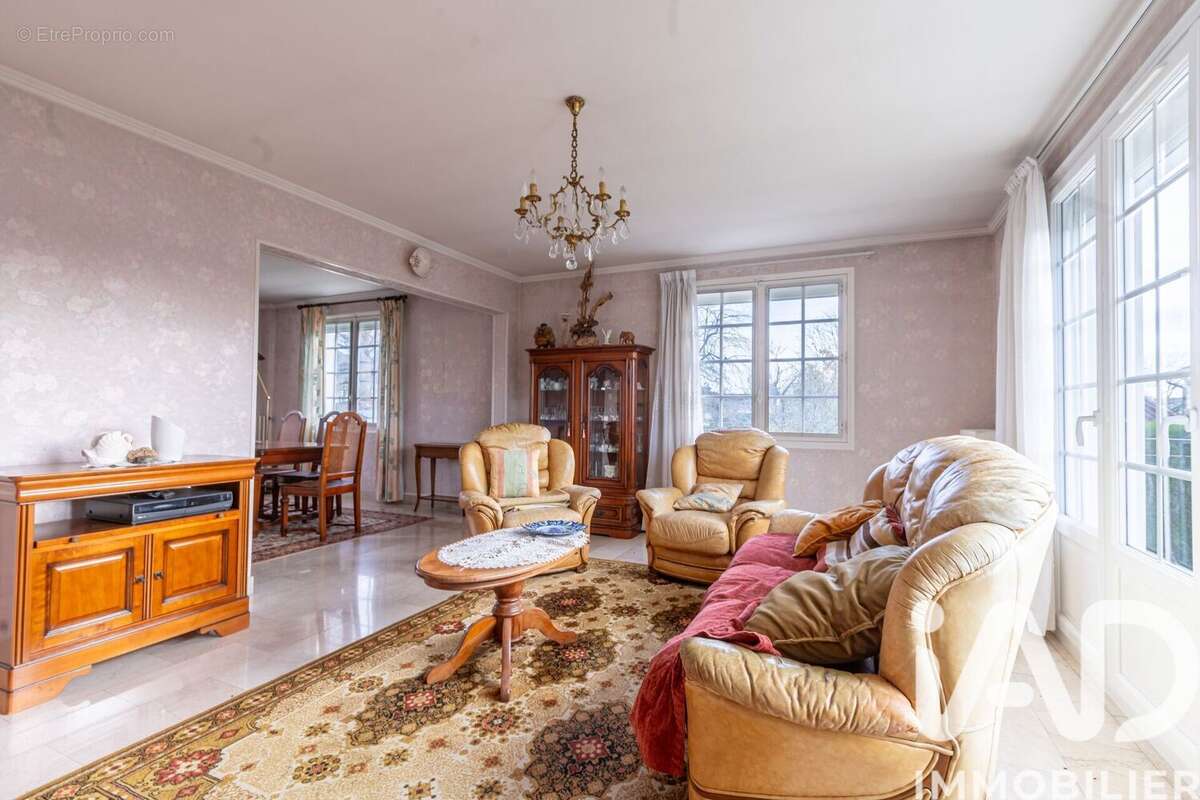 Photo 4 - Maison à BUCY-LE-LONG