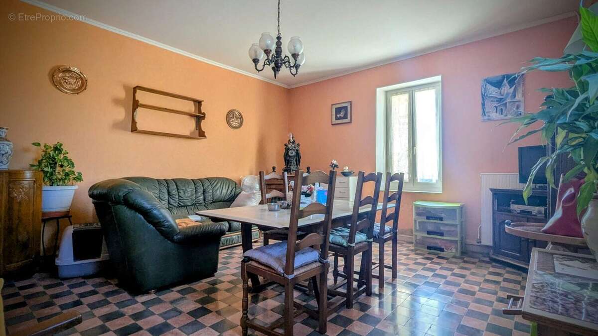salle à manger - Maison à SAINT-ORENS-POUY-PETIT