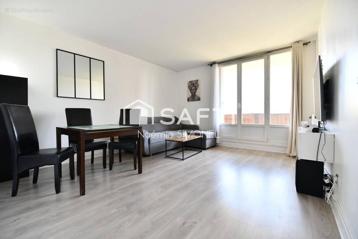 Photo 1 - Appartement à CHILLY-MAZARIN