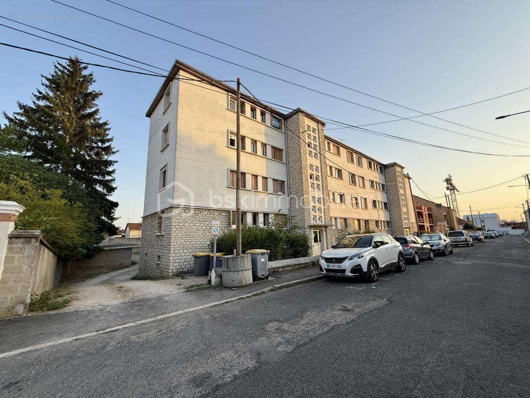 Appartement à MONTEREAU-FAULT-YONNE