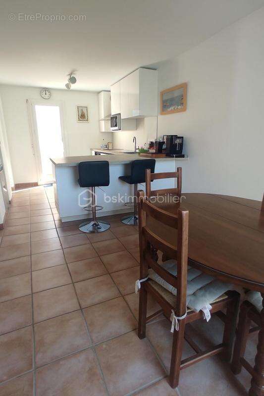 Sanary - maison - double sejour - 3 chambres - photo 7