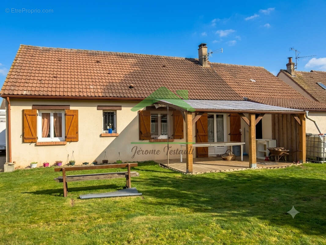 Maison à CHATEAUDUN