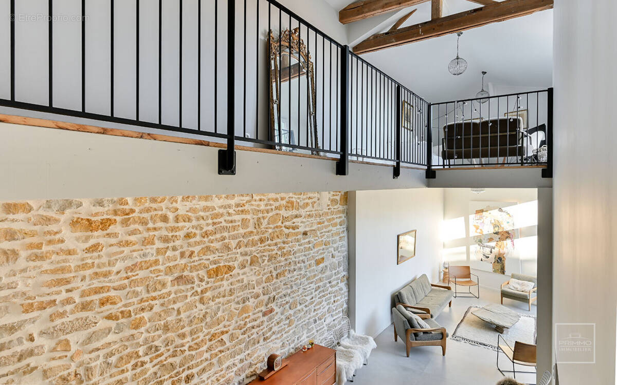 Maison à SAINT-DIDIER-AU-MONT-D'OR