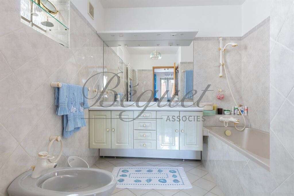 Maison à BOURG-LA-REINE