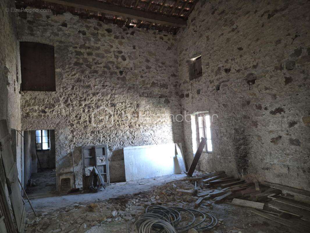 Maison à LACHAPELLE-SOUS-AUBENAS