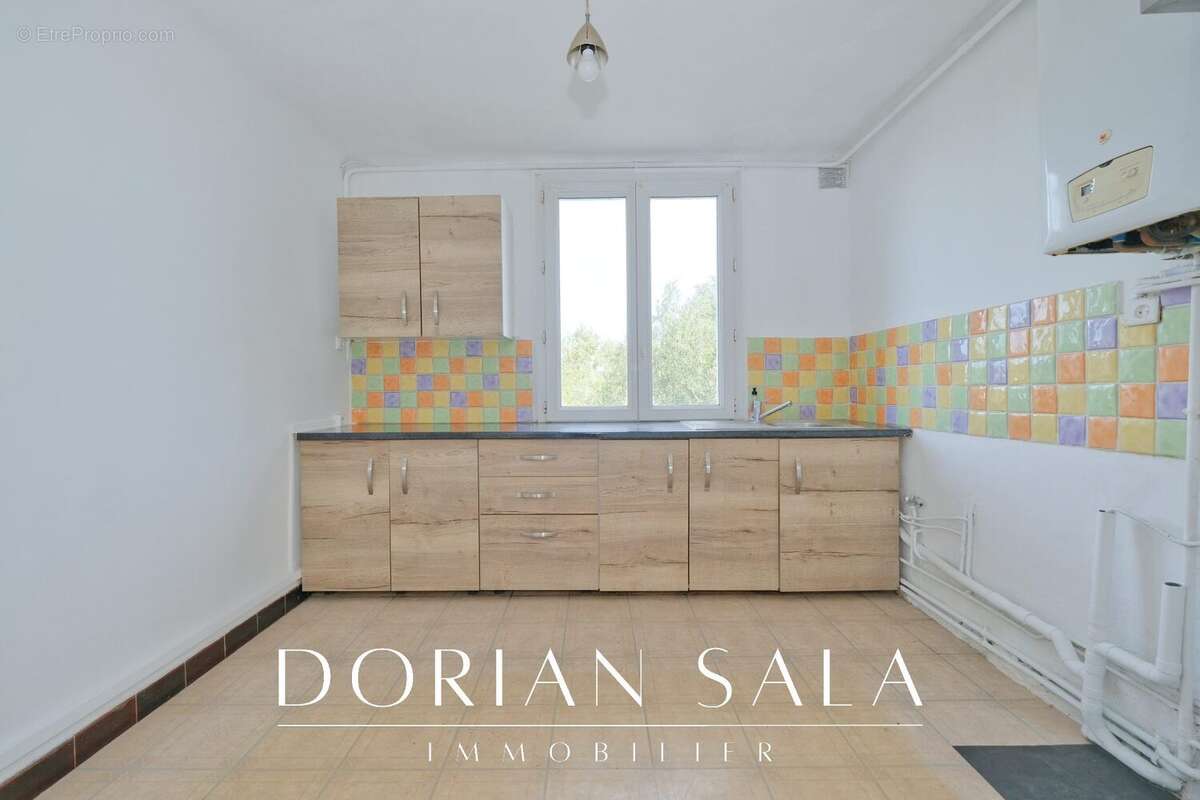 Appartement à MARSEILLE-15E