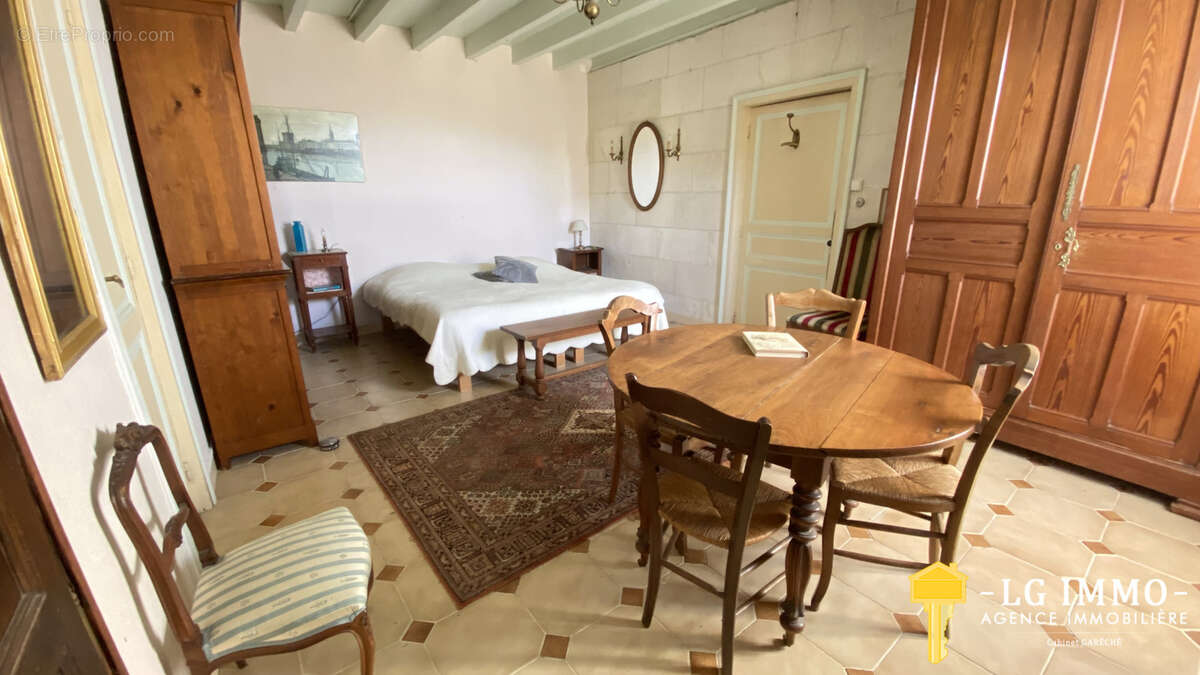 Maison à BOUTENAC-TOUVENT