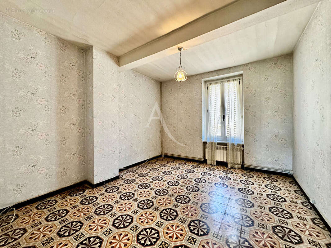 Maison à LEZIGNAN-CORBIERES