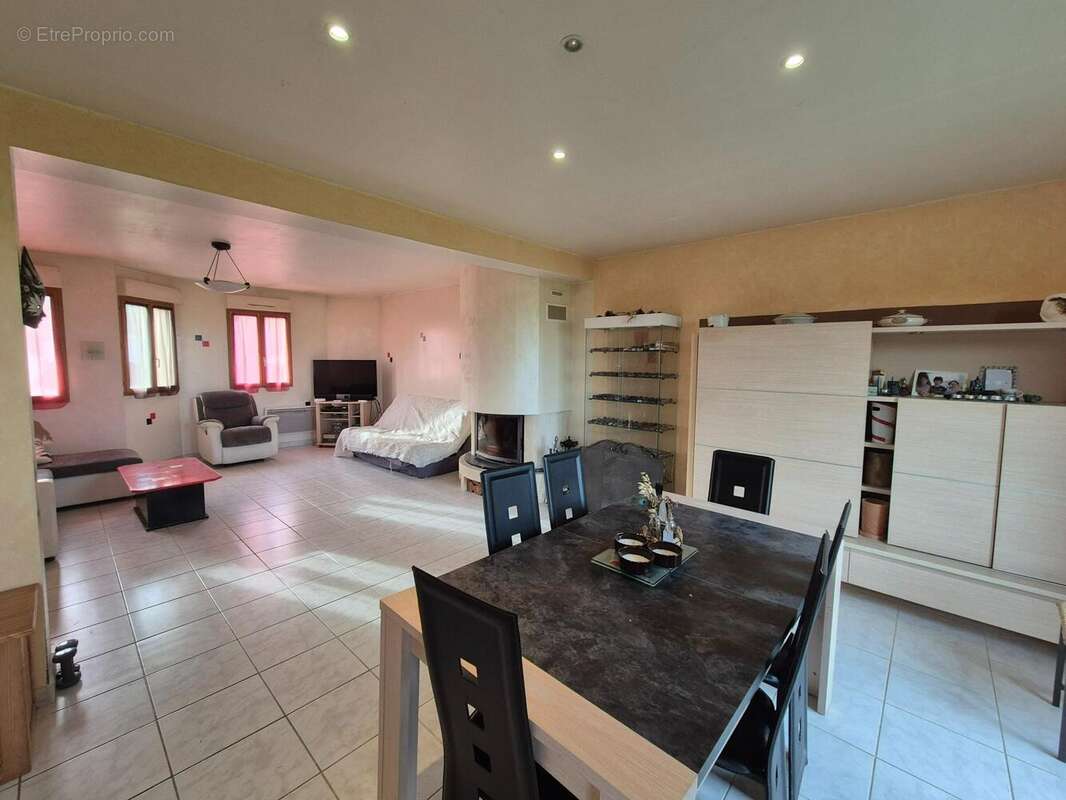 Photo 3 - Maison à BOISSY-MAUVOISIN