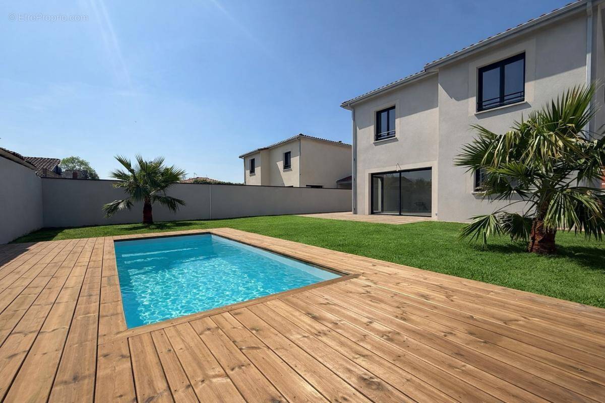 Maison à PORTET-SUR-GARONNE