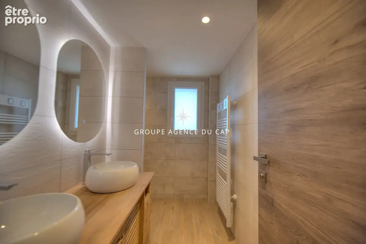 Villa 7 pieces de 190m² avec piscine au calme proche golfs et commerces - photo 11