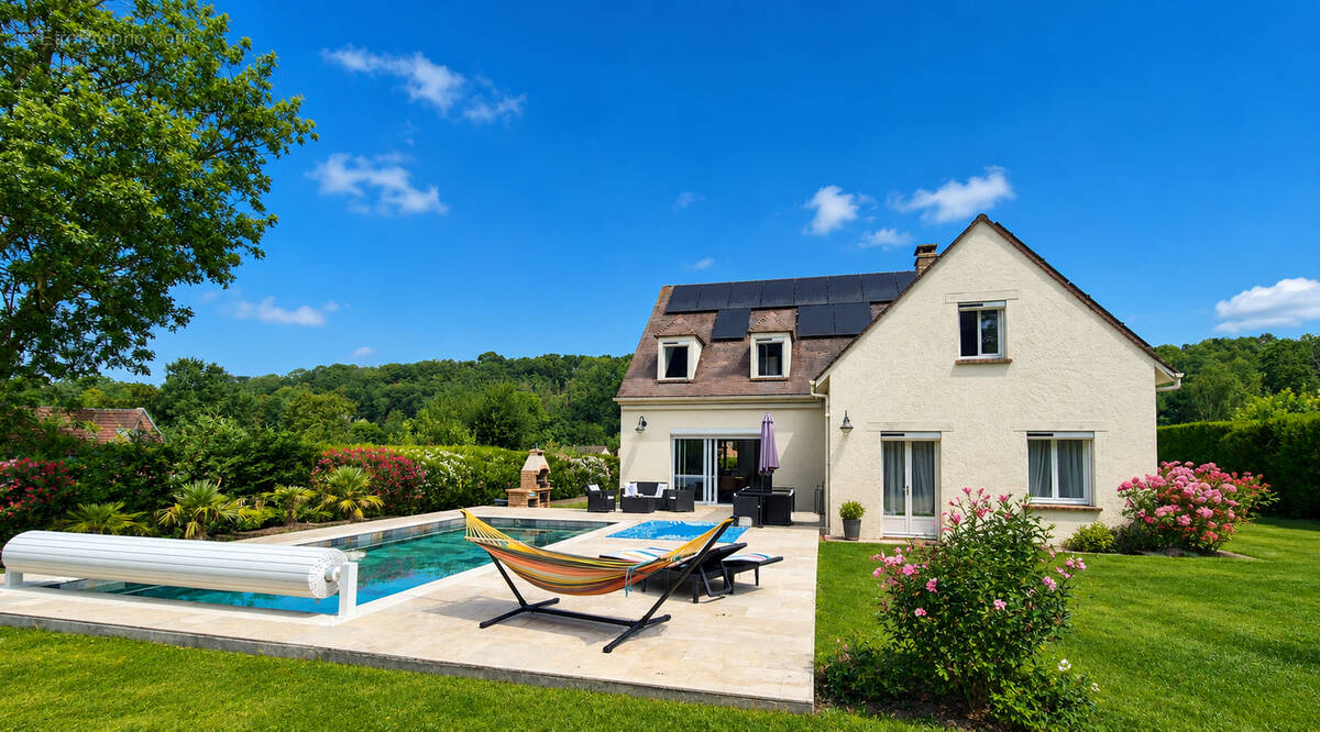 Maison à ELANCOURT
