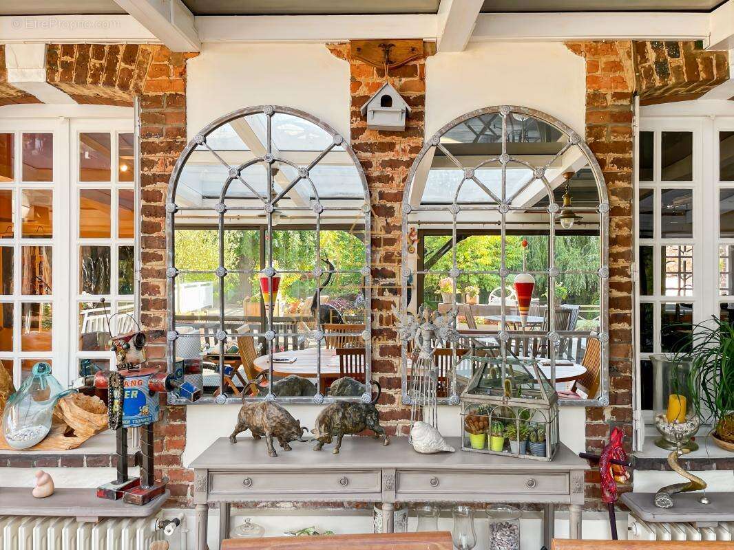 Authentique moulin de caractère de 550m² avec ses dépendances à 100km de Paris - photo 9