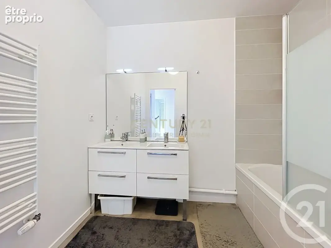 Appartement 4 pièces 76 m² à vendre à L'isle-D'abeau (38080) - photo 8