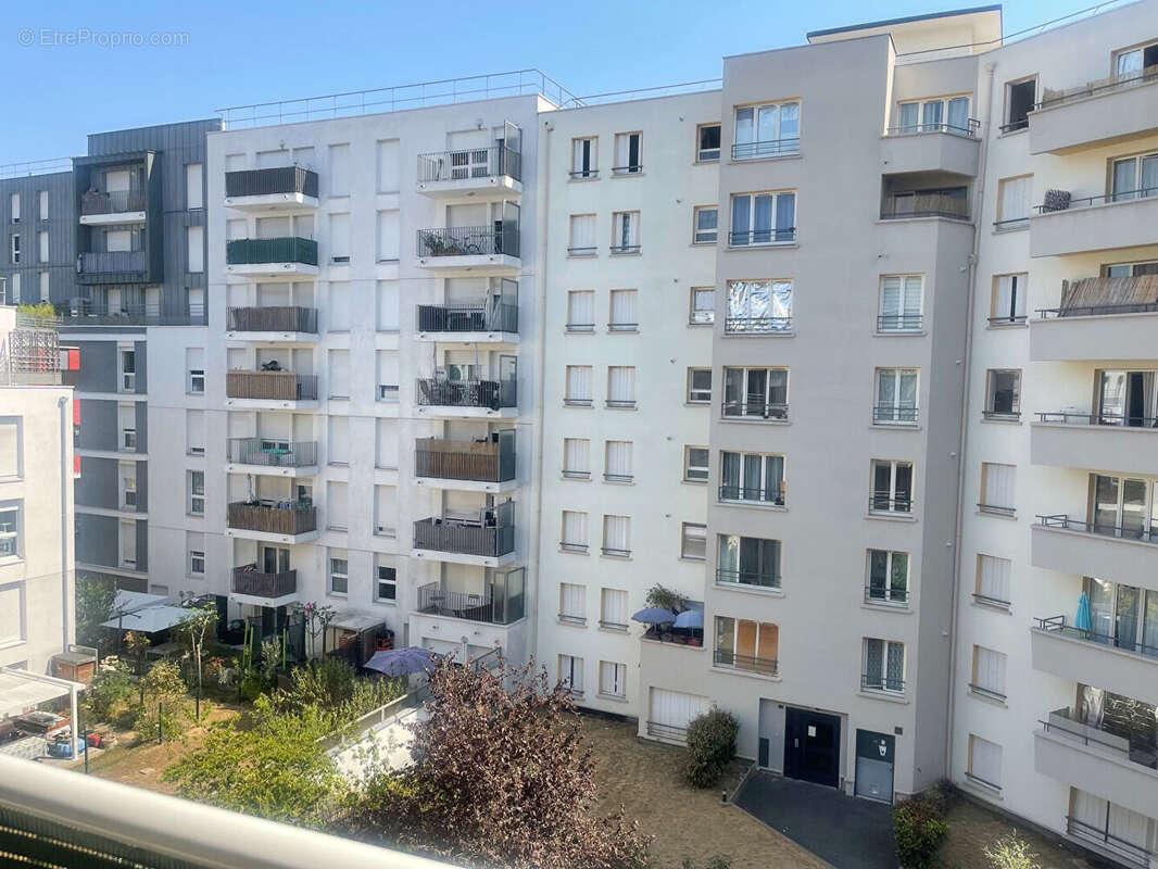 Appartement à IVRY-SUR-SEINE