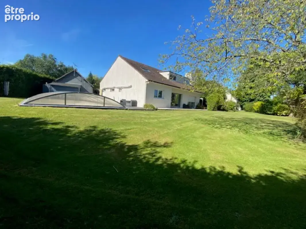 Maison de 145 m² avec piscine - photo 2