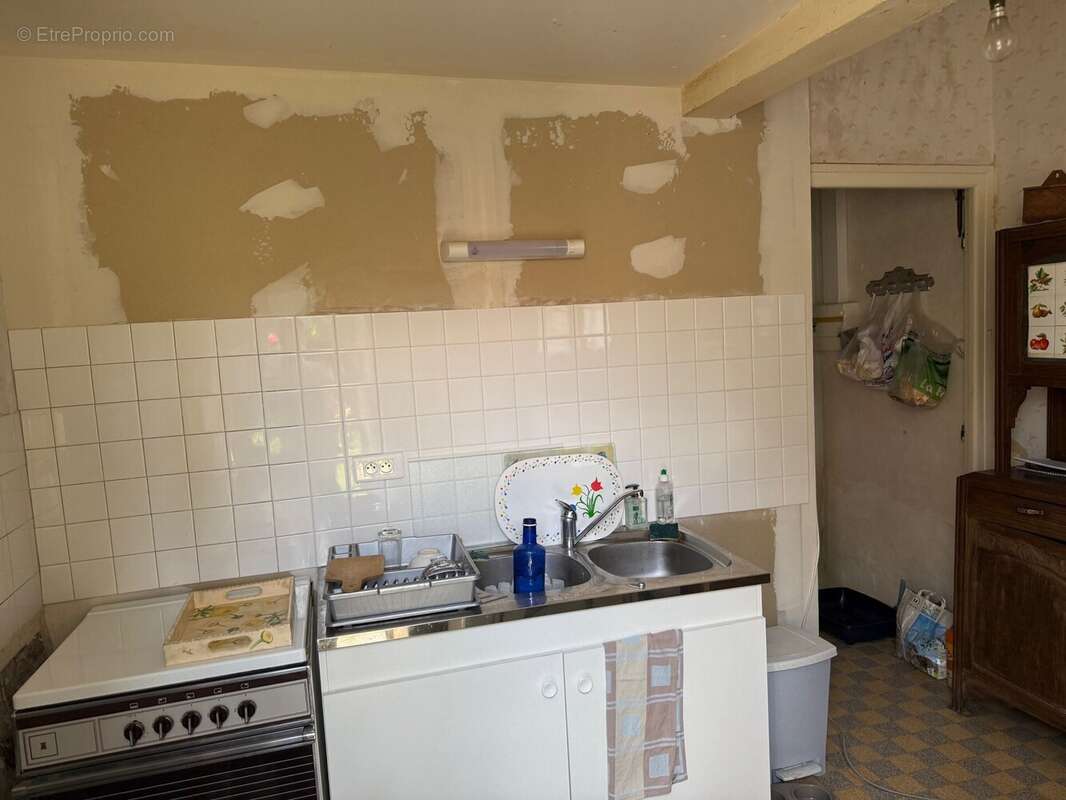 Maison à SAINT-CHARTIER