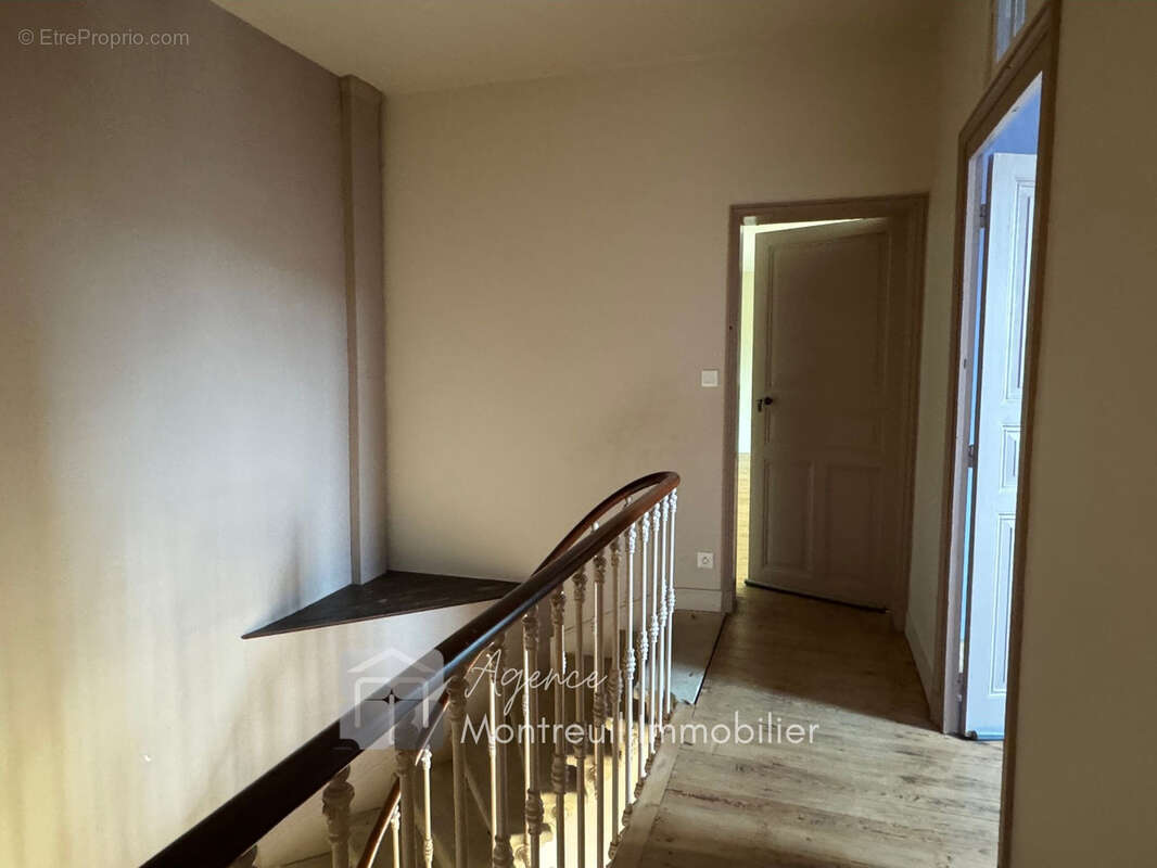 Maison à BRION-PRES-THOUET