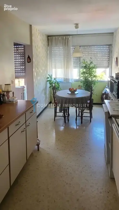 Appartement t3 avec loggia, ascenseur, proche jardins de la fontaine - photo 4