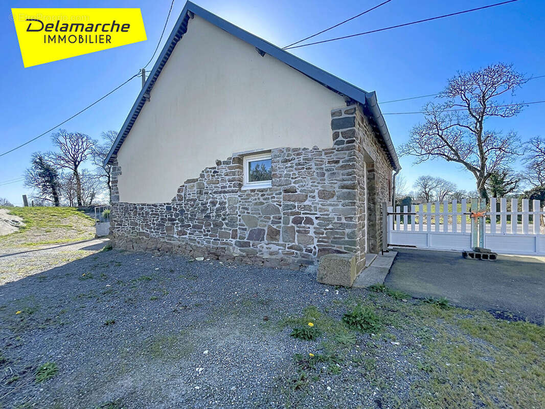 Maison à LA MEURDRAQUIERE