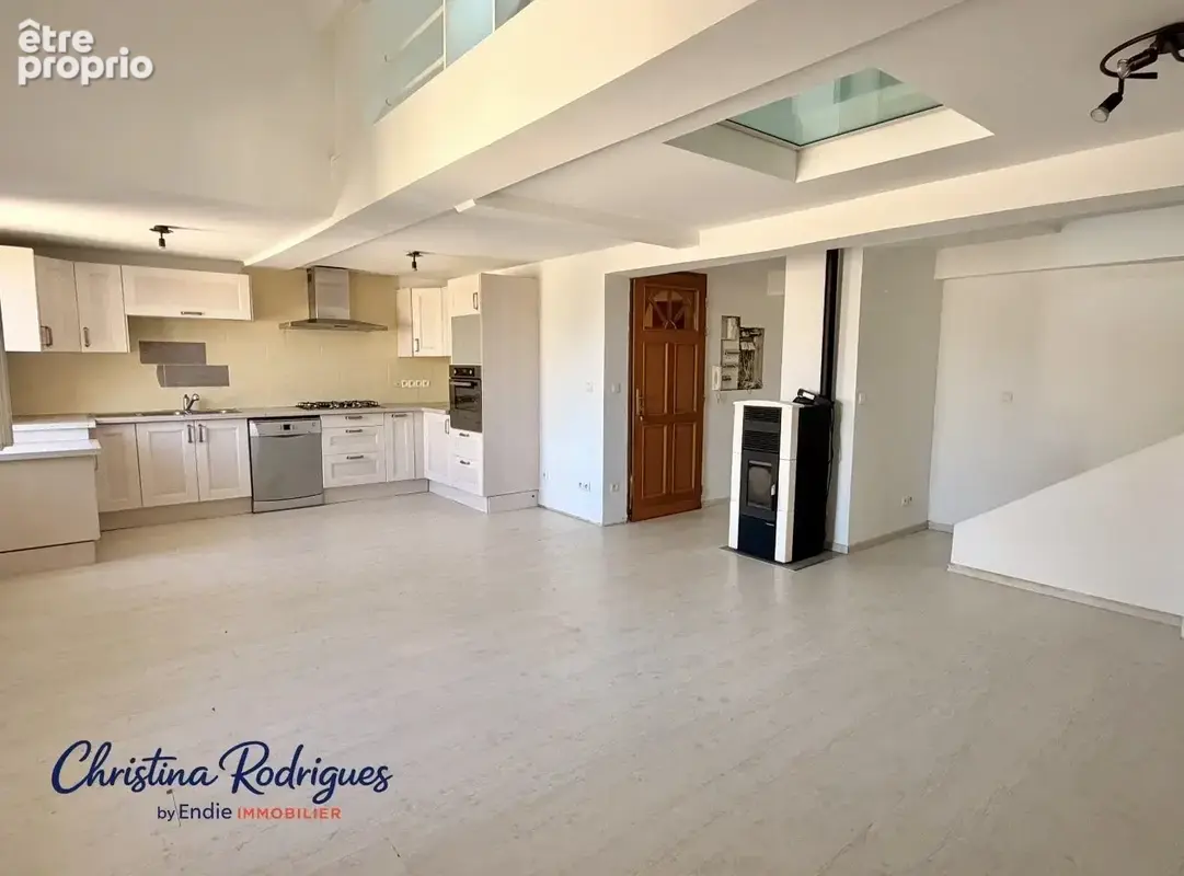 Lorgues appartement t4 en duplex - photo 2