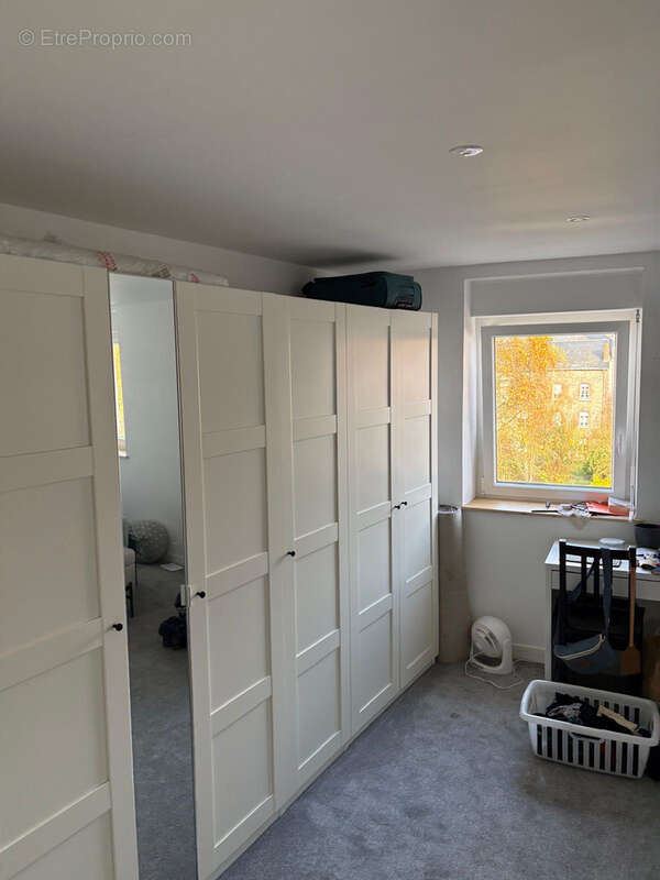 Maison à AMBRIERES-LES-VALLEES