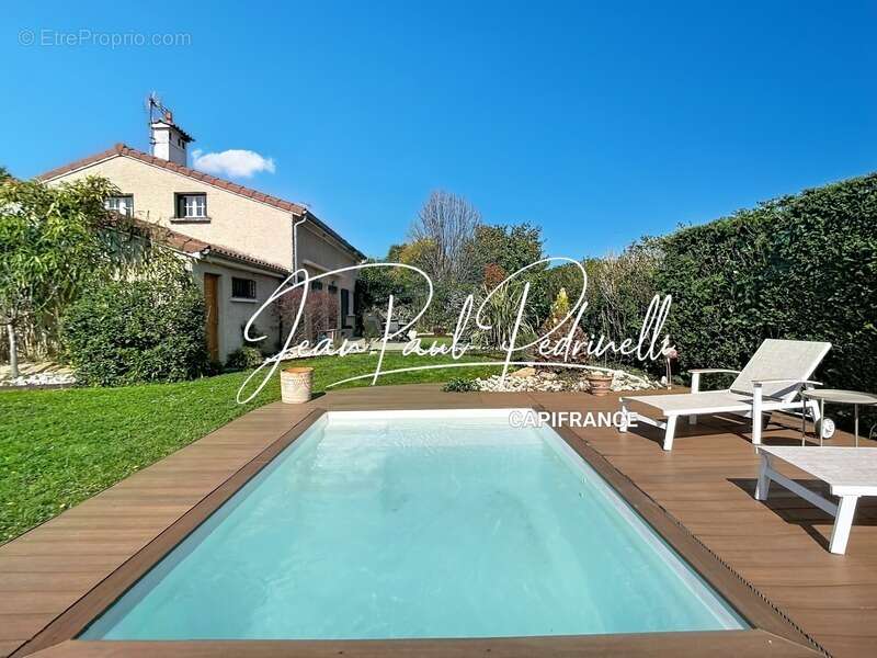 Maison à SAINT-GENIS-LAVAL