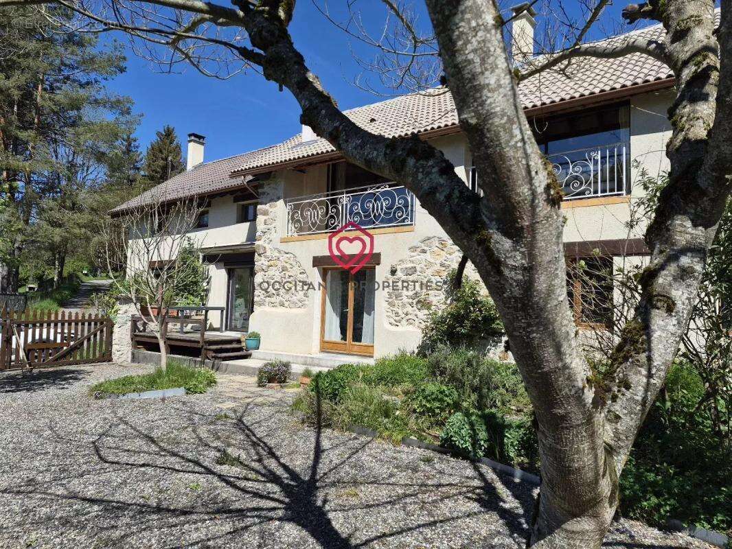 Maison à MASSAT