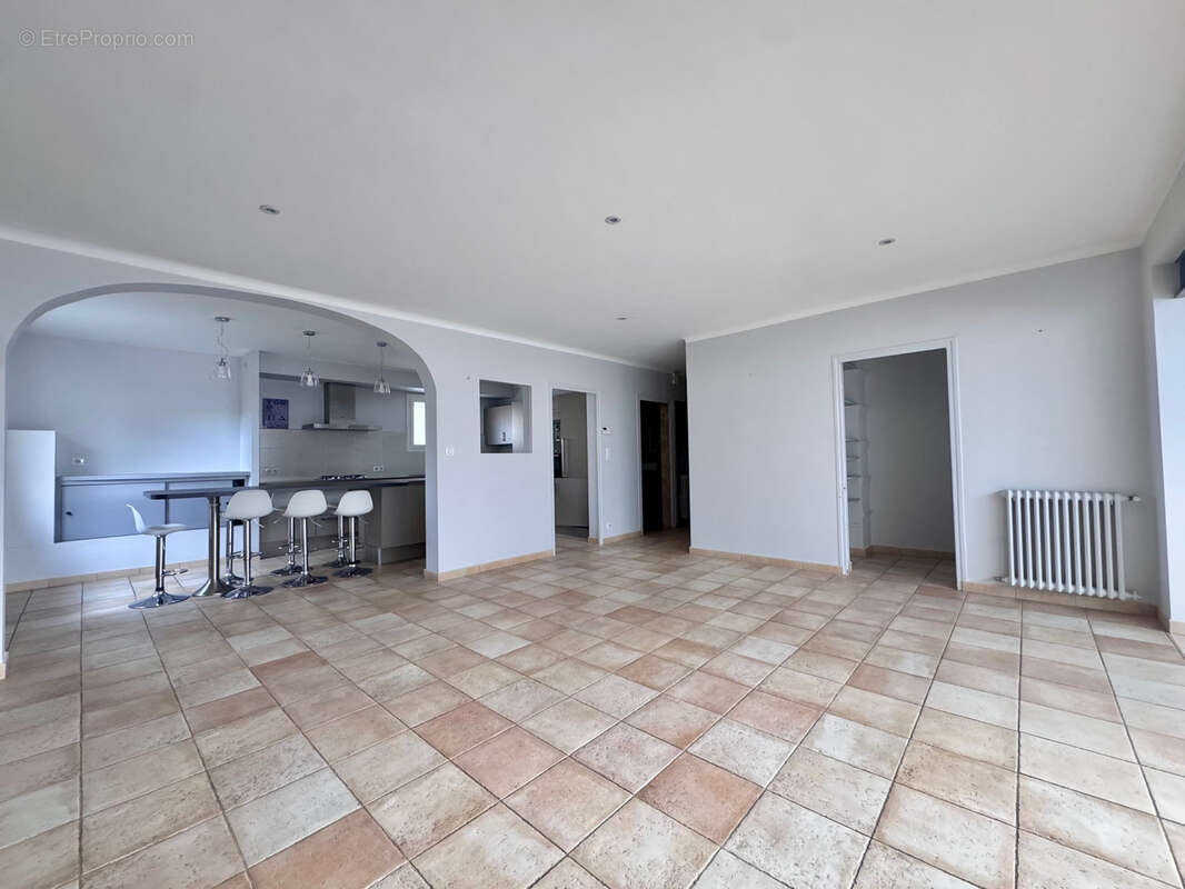 Nyons centre - villa plain-pied de 140 m2 - photo 3