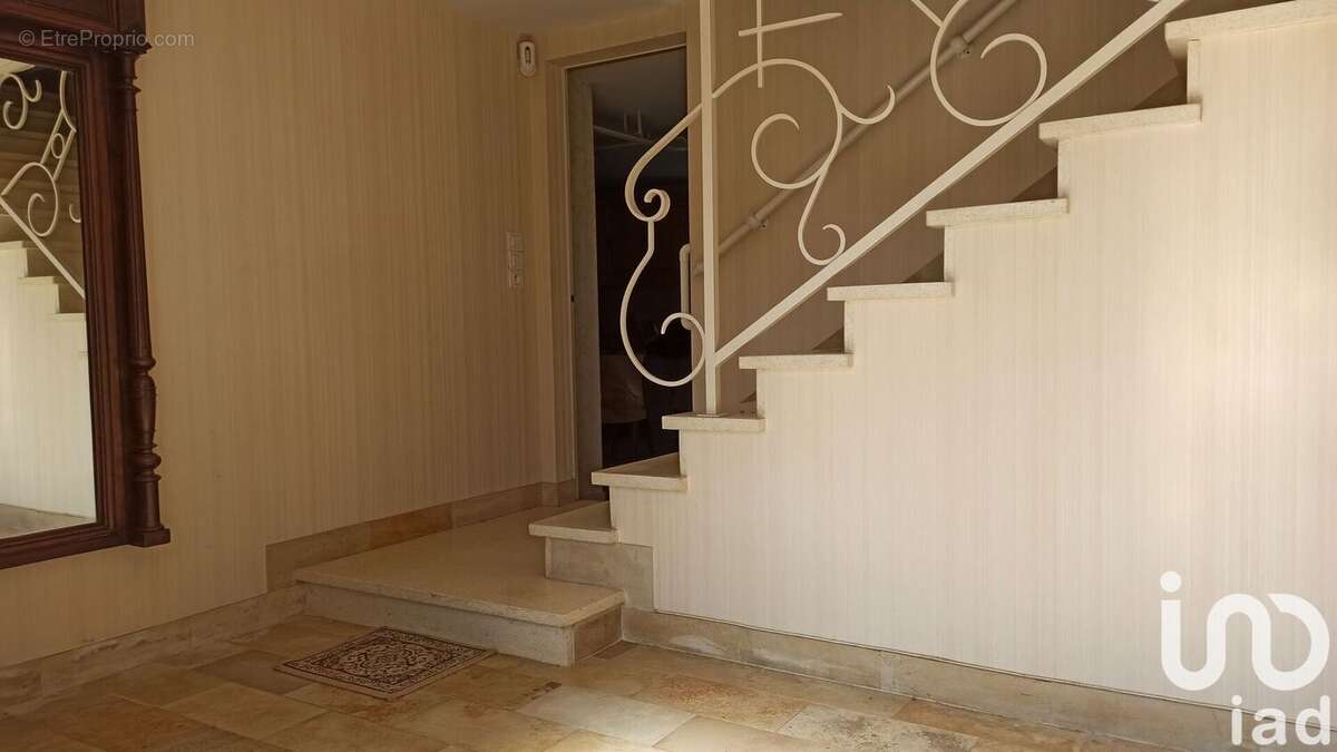 Photo 2 - Maison à SEYCHES