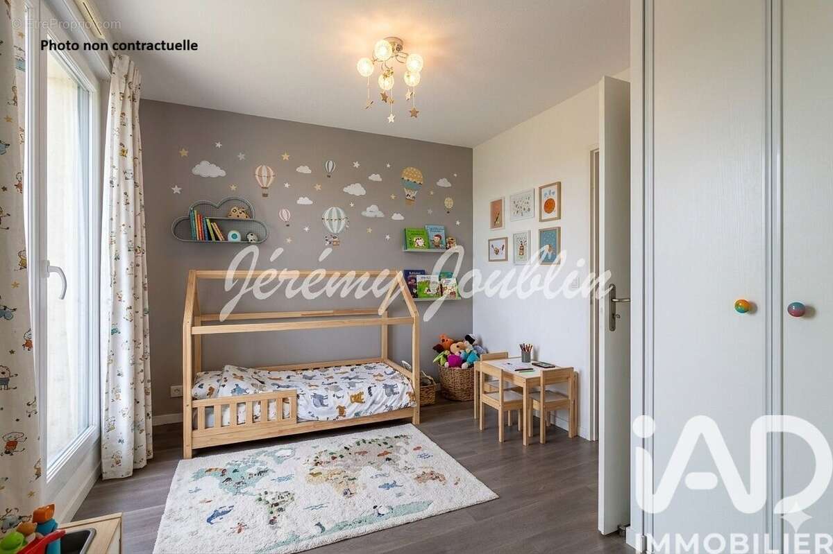 Photo 8 - Appartement à JOUY-LE-MOUTIER