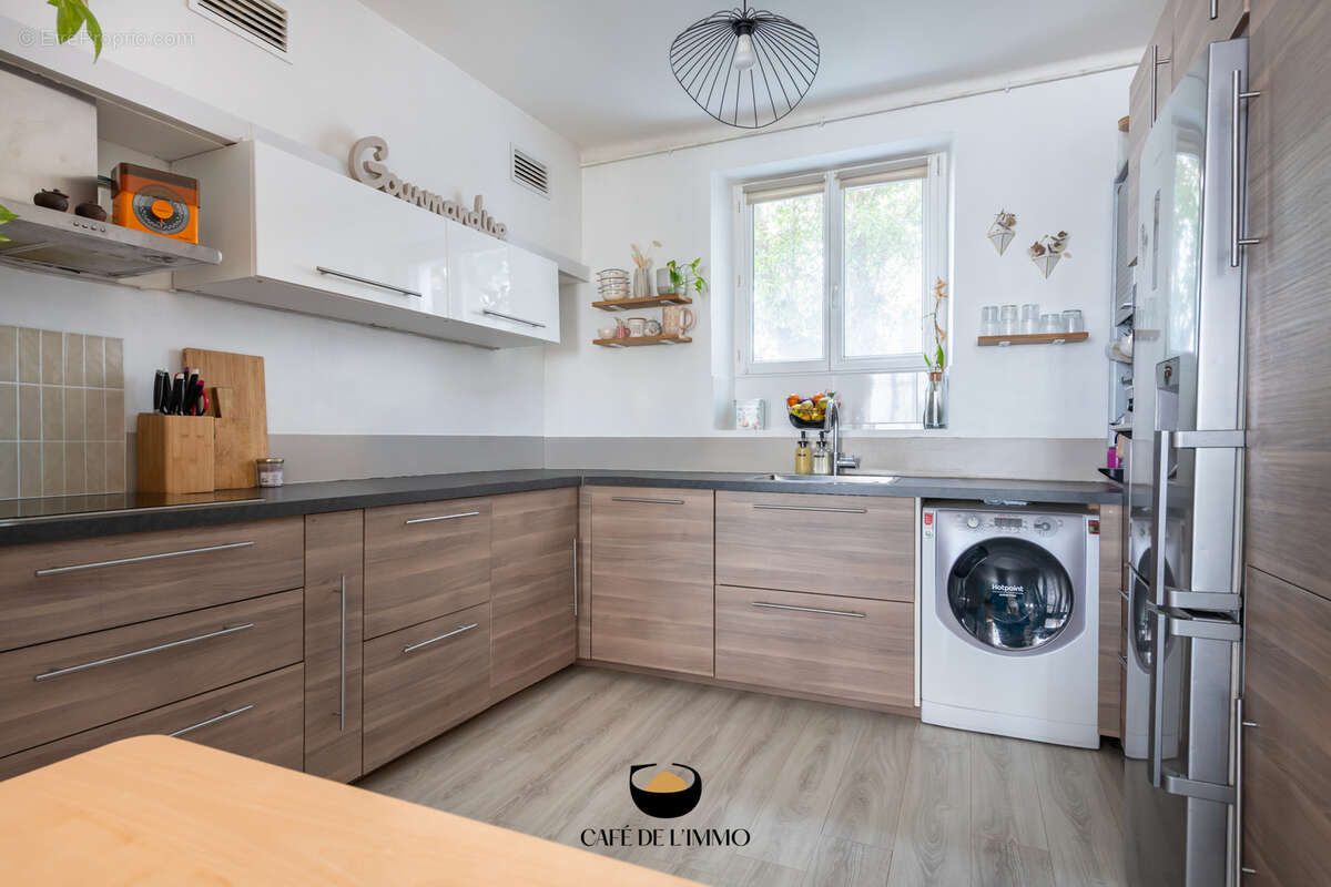 Appartement à MARSEILLE-6E