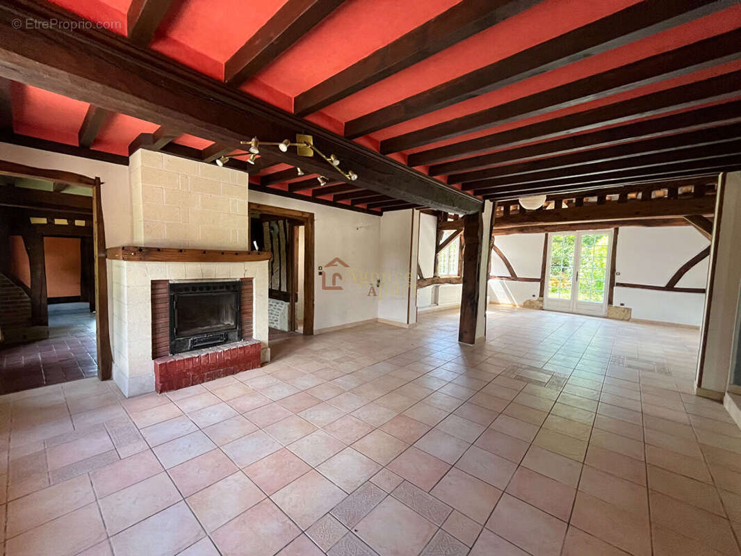Maison à BEUVRON-EN-AUGE