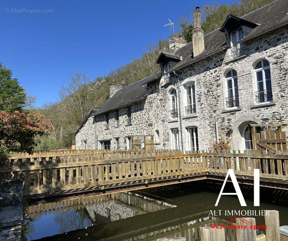 Maison à PONT-D'OUILLY