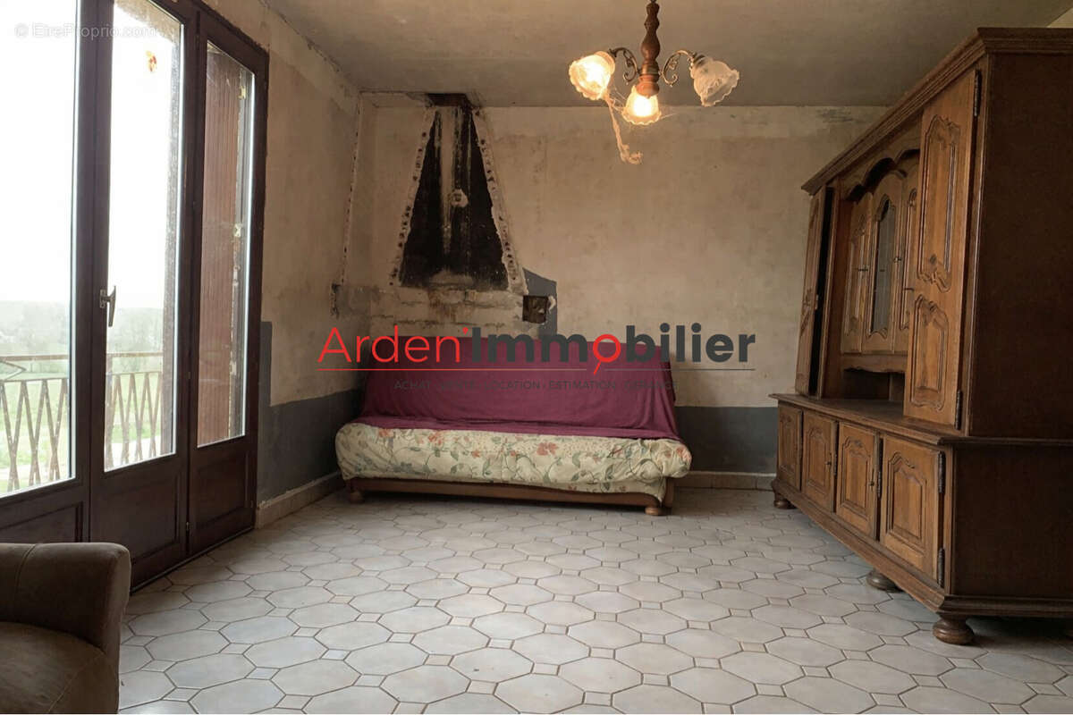 Maison à FRAILLICOURT