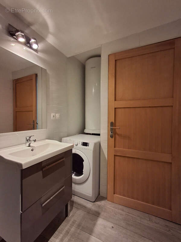 Appartement à MARSEILLE-2E