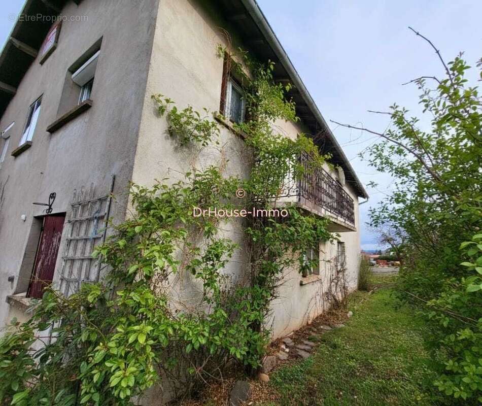 Maison à COSTAROS
