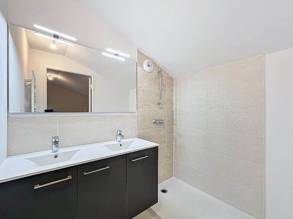 Appartement à VILLEFRANCHE-SUR-SAONE