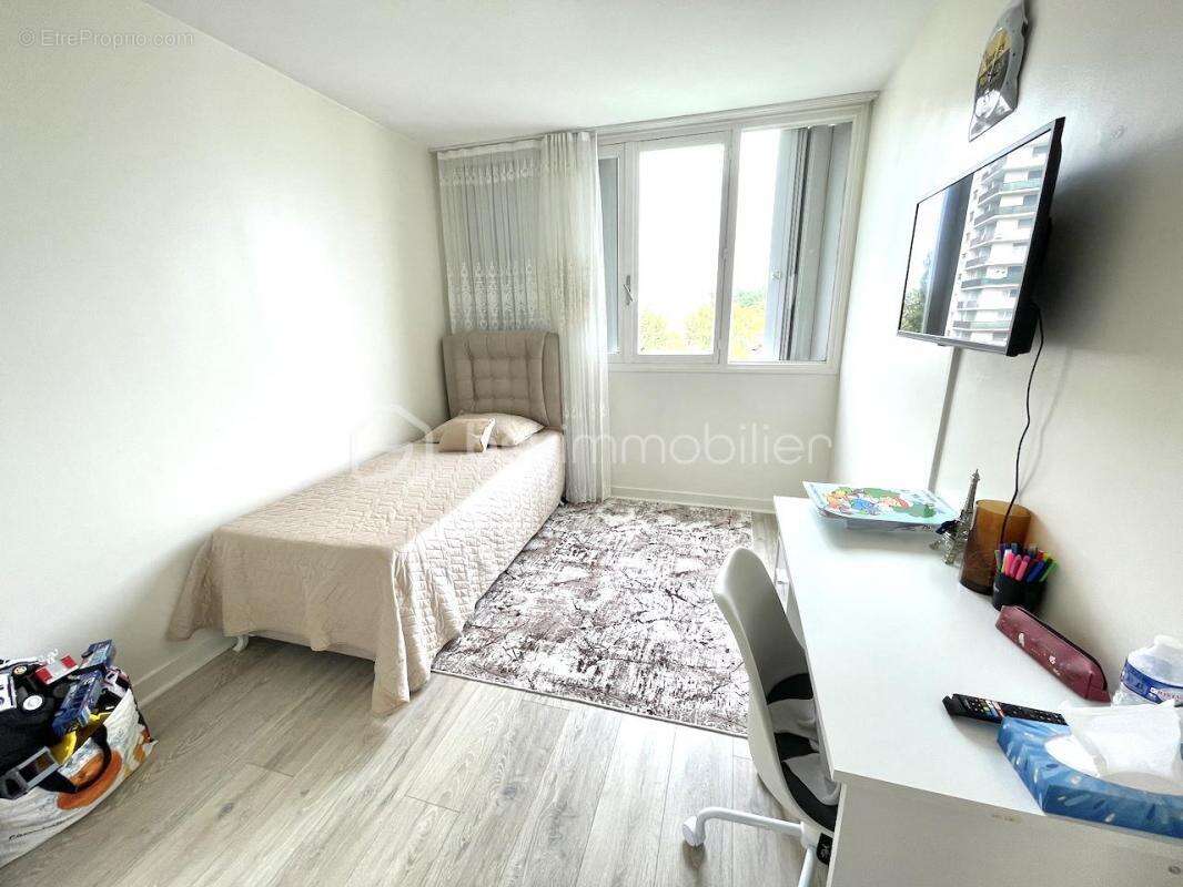 Appartement à SAINT-MICHEL-SUR-ORGE