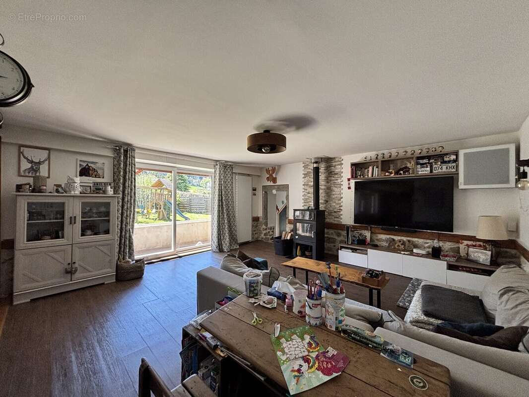 Maison à OUROUX