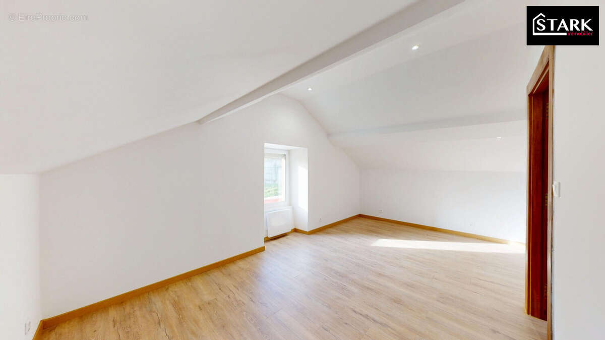 Maison à CHATENOIS-LES-FORGES