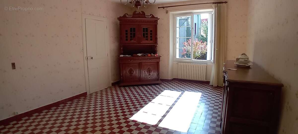 Maison à L&#039;ILE-BOUCHARD