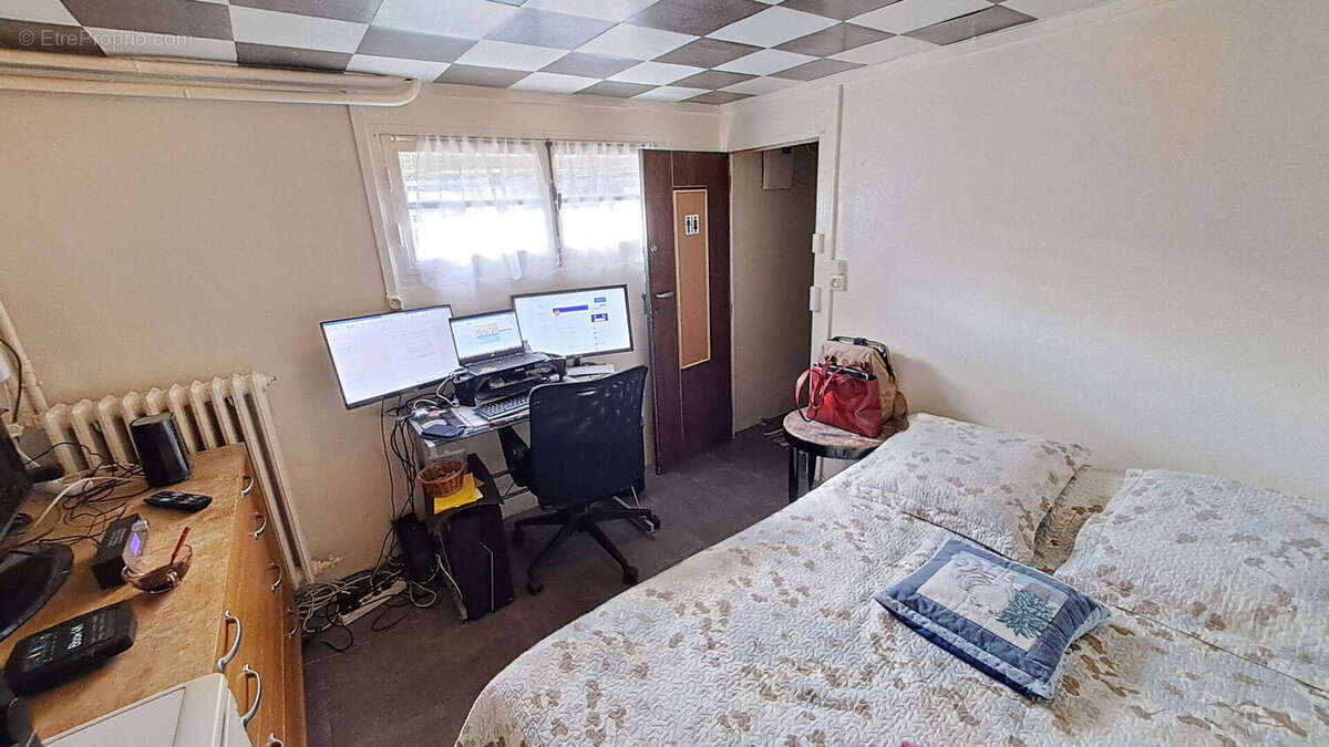 Maison à SAINT-REMY-LES-CHEVREUSE