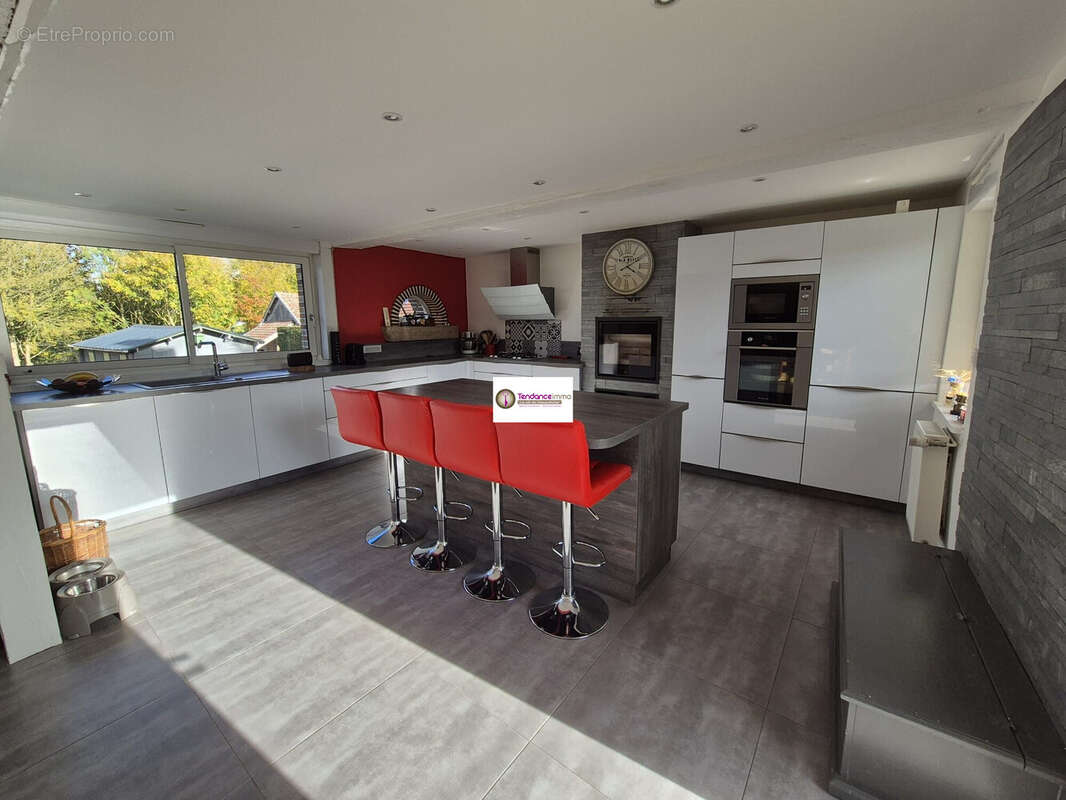 Maison 99 m² à Le Mele-Sur-Sarthe  - photo 2