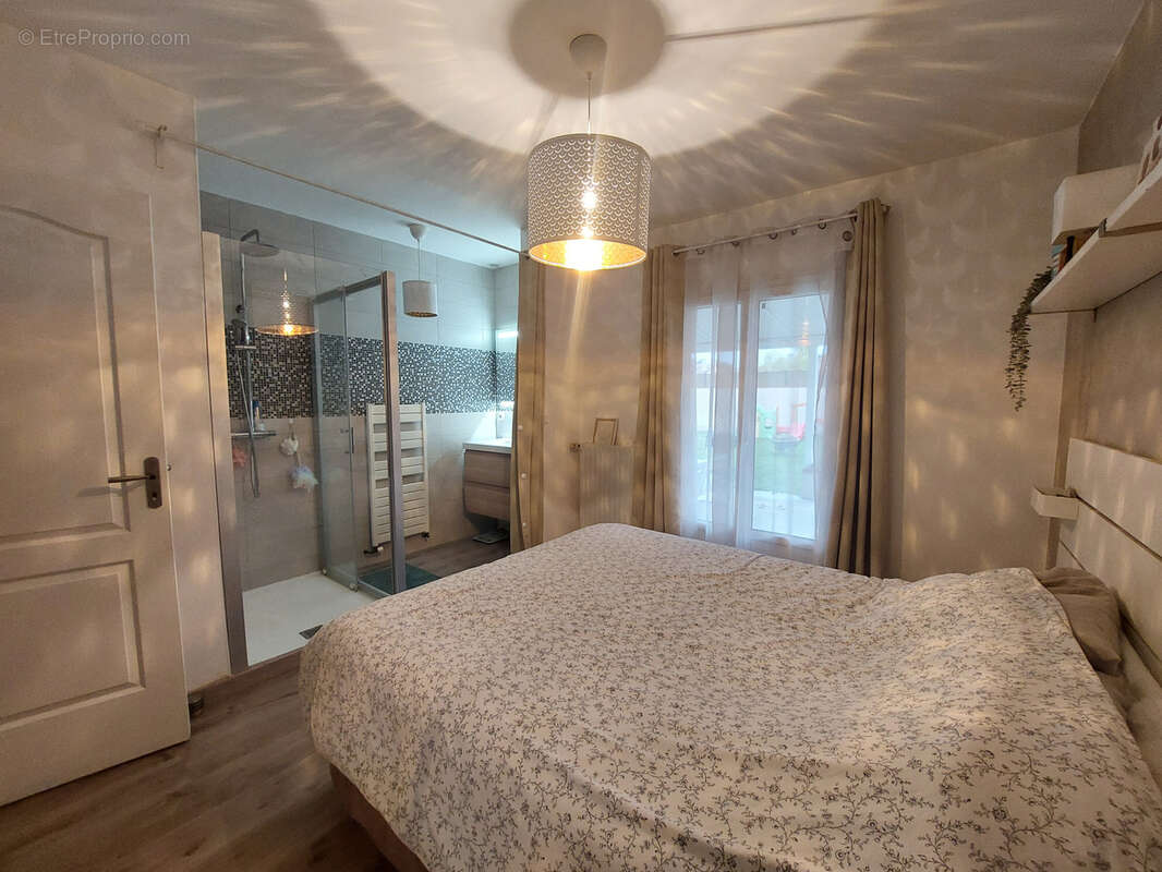 Maison à VILLENEUVE-TOLOSANE